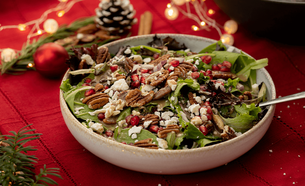 Pomegranate and Pecan Balsamic Christmas Salad